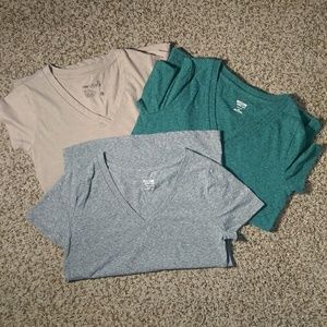 Set of 3 Women's V Neck t-shirts All Size Medium
